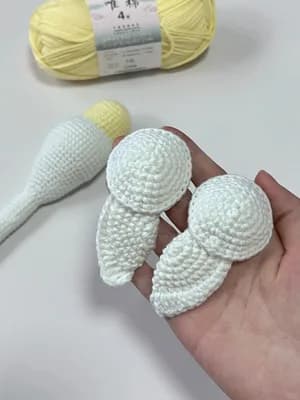 Cockatiel Parrot — view 3