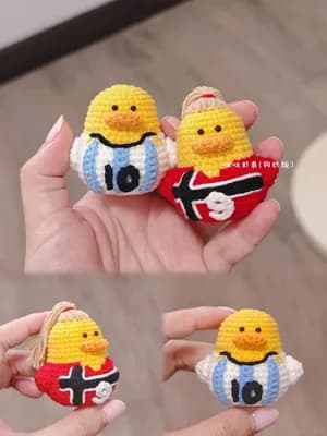 Haaland Duck — free crochet pattern