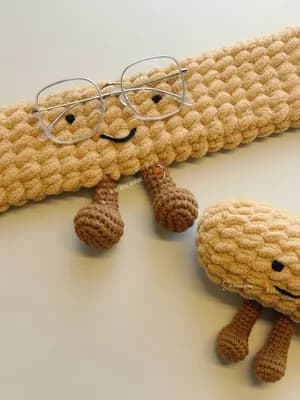 Jellycat-Style Keyboard Wrist Rest & Phone Stand — view 7