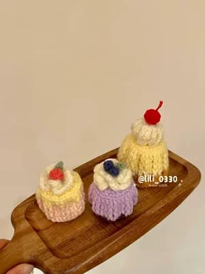 Mini Cake and Tart Charms — view 5