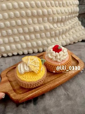 Mini Cake and Tart Charms — view 8