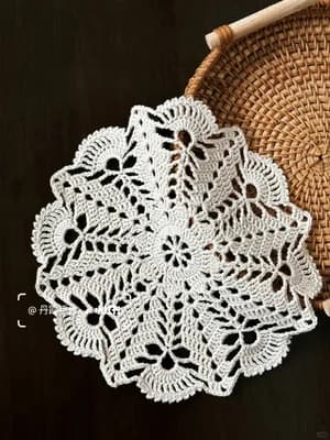 Round Lace Coaster — view 3