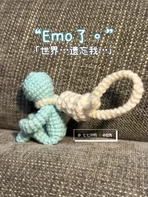 Zero-Sew Office-Worker Charm Doll — view 4