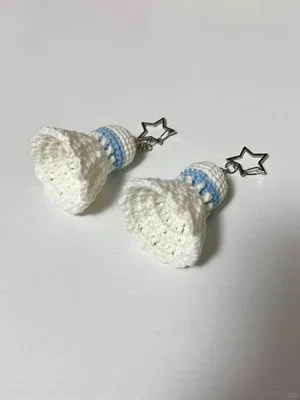 Badminton Shuttlecock Charm — view 4