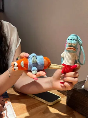 Bikini Bottom Fish Pair (Cool & Lazy Fish) — free crochet pattern