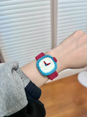 Cute Crochet Watch with Strap — free crochet pattern