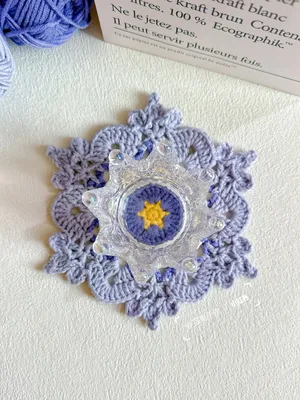 Granny Square Motif No. 375 — view 4