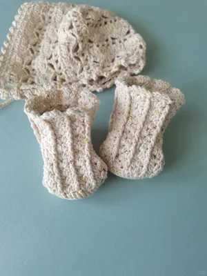 Lace Vest and Baby Booties — view 4