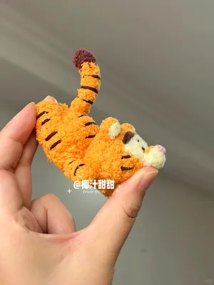 Lying-Down Tigger — view 2
