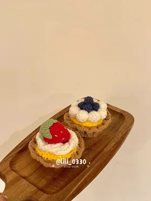 Mini Cake and Tart Charms — view 4