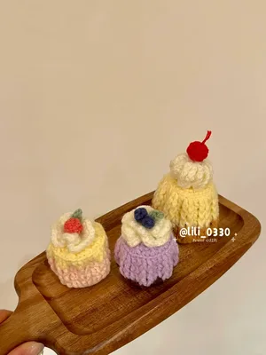 Mini Cake and Tart Charms — view 5