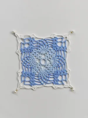 Pineapple Lace Square Motif (~15cm) — view 2