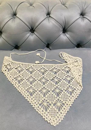 Strawberry Triangle Shawl — free crochet pattern