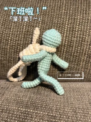 Zero-Sew Office-Worker Charm Doll — view 5